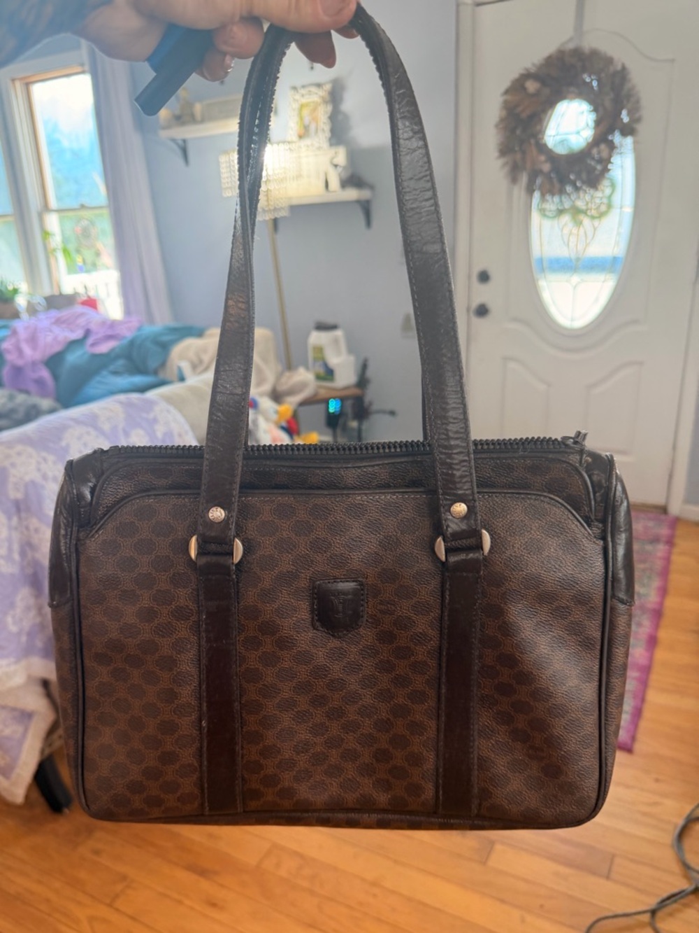 Celine Macadam Vintage Shoulder bag.
EXCELLENT condition